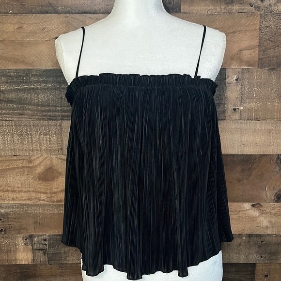 Madewell Tops - Madewell Nicole Pleated Ruffle Tank Size Medium Black